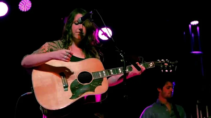 Caroline Spence - "Bless Your Heart" (Live at 3rd ...