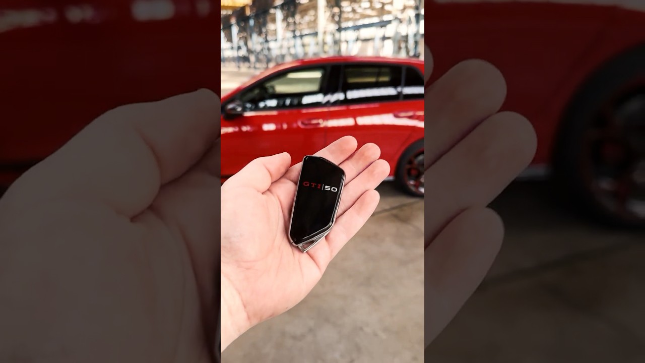 Charger for my phone. Golf GTI Edition 50 – the charger for my soul. 💥