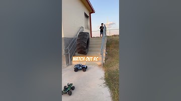 DID THE TRAXXAS MAXX RC BREAK??? DURABILITY TEST#rc #rccar #4x4 #shorts #durability #fypage #rcfun