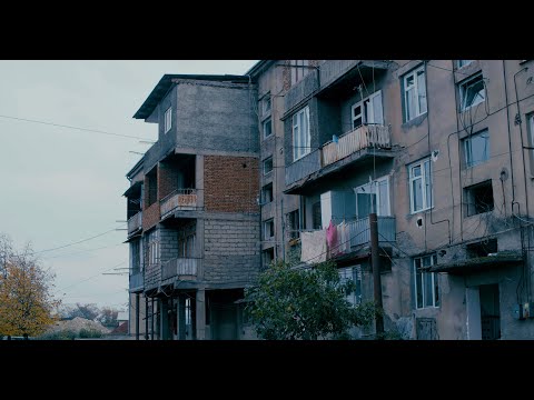 საცხოვრებელ სახლებზე სიცოცხლისთვის საშიში მიშენებები თელავში