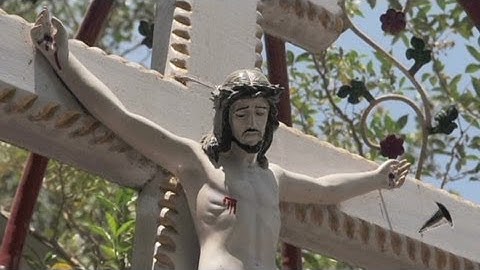 Man leaves India after debunking "weeping Jesus"