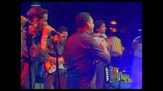 Video thumbnail of "Como Te Olvido - Jean Carlos Centeno & Ronald Urbina - En Villanueva"