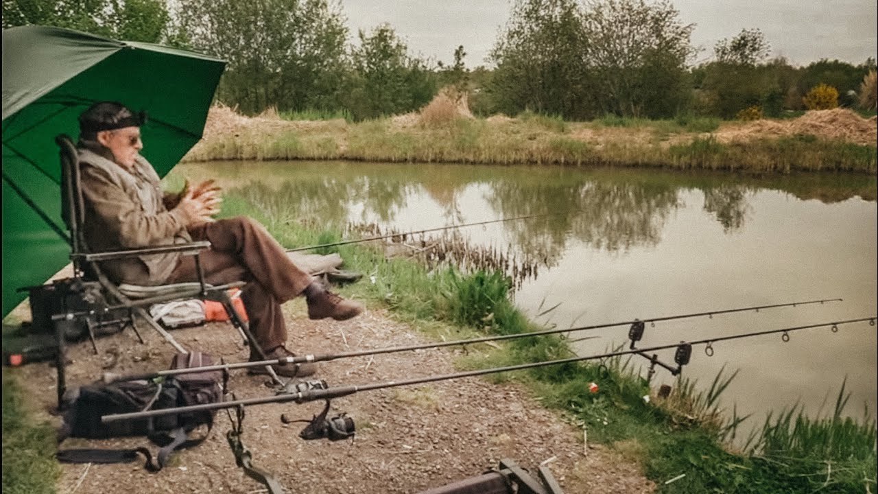 I hooked the lake's Monster Fish but how big is it? 