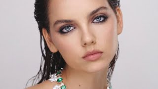 Makeup Tutorial for Blue Eyes using Cooler Shades screenshot 1