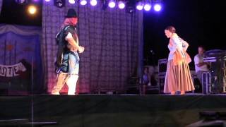 Video thumbnail of "Huella -  Danza Folklórica Argentina"