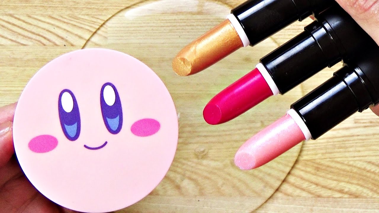 Slime Coloring with Japanese Makeup! Mixing Kirby Eyeshadow Palette & 3 Lipsticks into Clear Sli