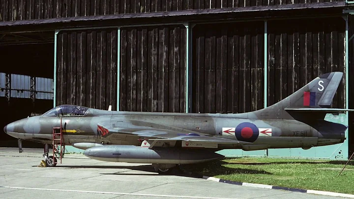 RAF Hunter Pilot Goes Rogue over London 1968