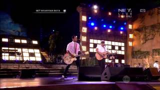 Iwan Fals Duet Bersama Superman Is Dead ( Nyanyian Raya Bali )