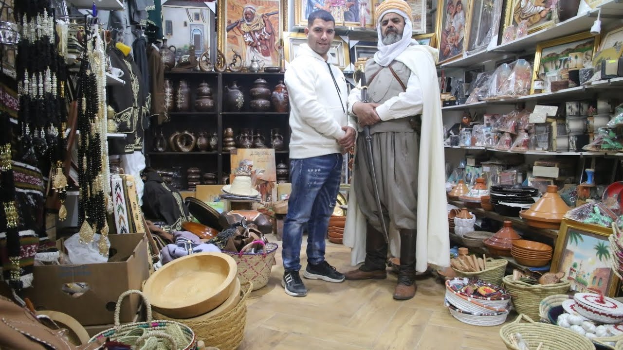 سوق الصناعة التقليدية بوسعادة 