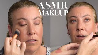 ASMR makeup Artist [real person] 💄🌸 ultra natural makeup application soft spoken screenshot 1