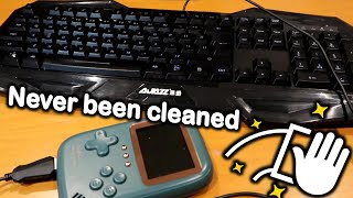 This gaming keyboard has not been cleaned in 12 years... (Restoration) @TechJames