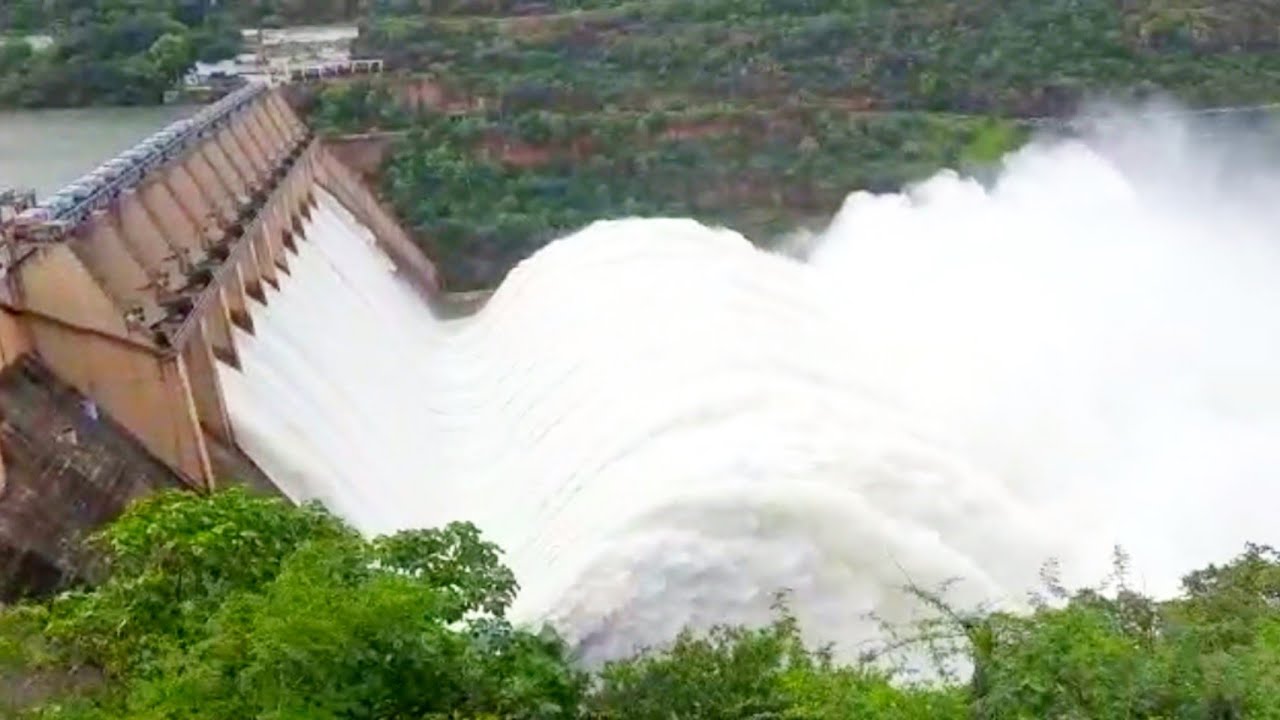 srisailam dam opened 8 gates amid heavy inflow-flood water increase to ...