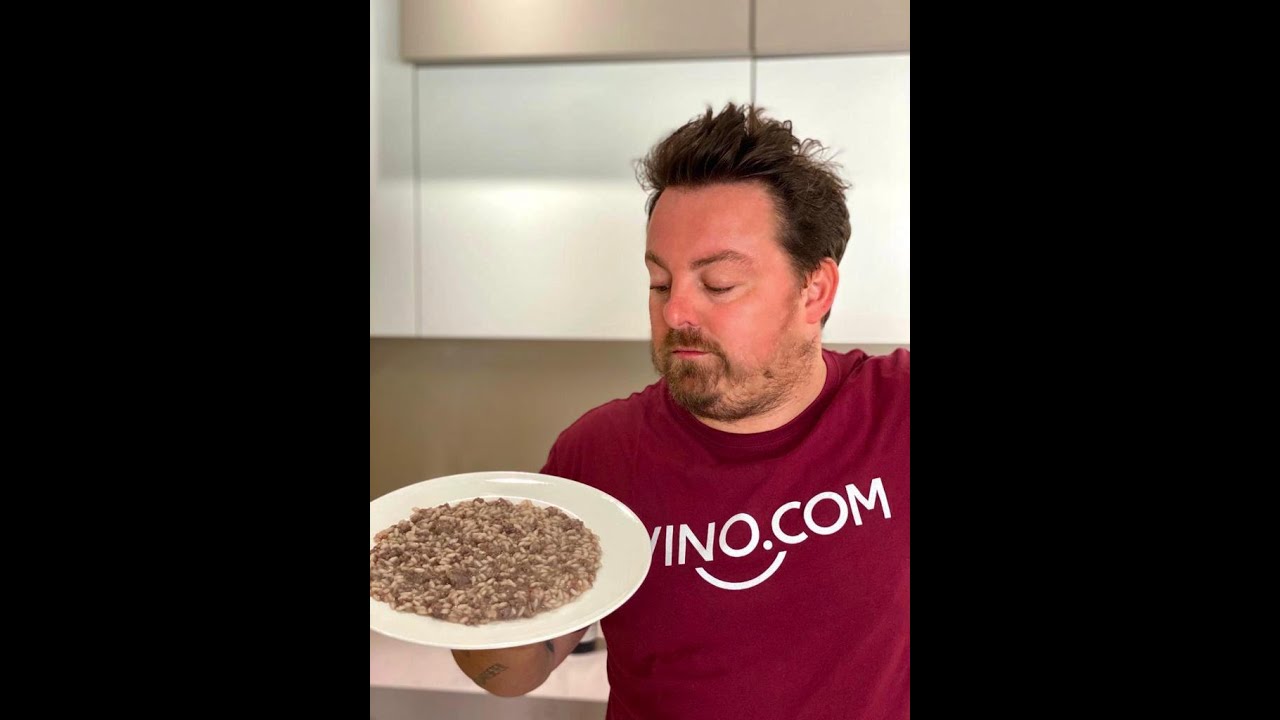 𝗥𝗶𝘀𝗼𝘁𝘁𝗼 𝗮𝗿𝗼𝗺𝗮𝘁𝗶𝘇𝘇𝗮𝘁𝗼 𝗮𝗹𝗹𝗮 𝘀𝗮𝗹𝘃𝗶𝗮 𝗲 𝗿𝗼𝘀𝗺𝗮𝗿𝗶𝗻𝗼 𝗰𝗼𝗻 𝘀𝗮𝗹𝘀𝗶𝗰𝗰𝗶𝗮 𝗮𝗹 𝘃𝗶𝗻𝗼 𝗿𝗼𝘀𝘀𝗼👨‍🍳𝐋𝐞 𝐑𝐢𝐜𝐞𝐭𝐭𝐞 𝐝𝐞𝐥 𝐆𝐚𝐫𝐝𝐨 👨‍🍳