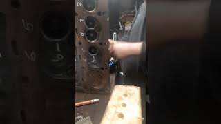 how to lap valves with a drill the CORRECT way!!