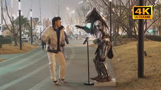 【恶作剧240】在中国搞笑的铁血战士恶作剧.Funny Predator prank in China.