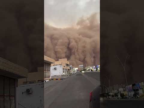 عاصفة رمليه في السعودية
