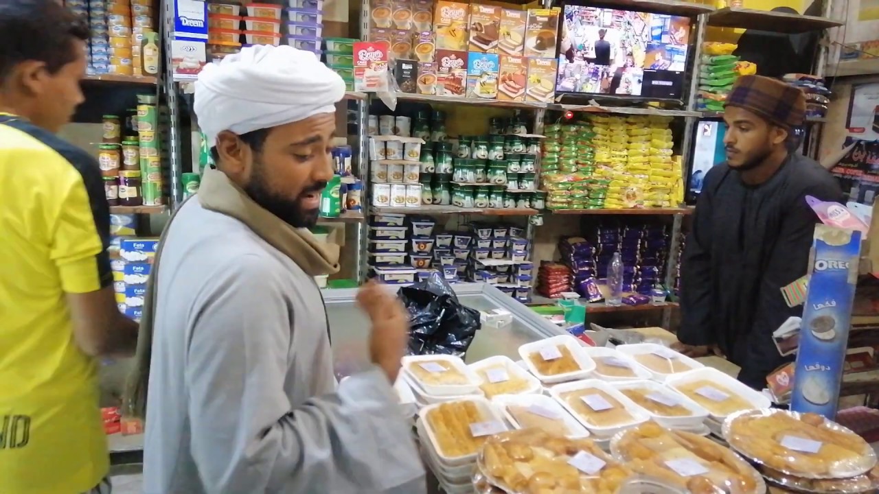 صعيدي رايح يشتري شوكولاته لمراته شوف حصل معاه اي| هتضحك من قلبك مع ظرفاء الصعيد