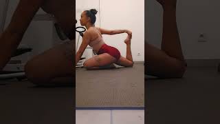 Idée position Yoga bien dans sa peau équilibré son bassin