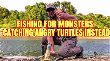 (Graphic) Catching GIANT Soft Shell Turtles while Fishing! |HD {How to Remove a Hook}