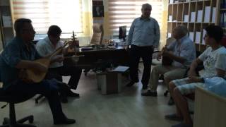 Mustafa Hoca dan Etek Sarı  sen etek ten sarısan.  İyi seyirler Arkadaşlar.