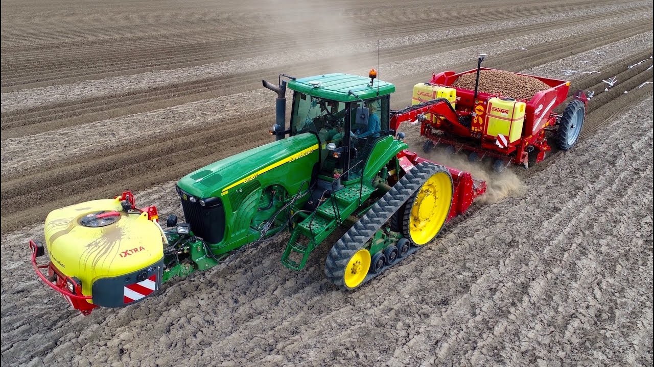 Planting Potatoes | CTF style | John Deere 8520T & Grimme GB 430 belt planter | Klompe