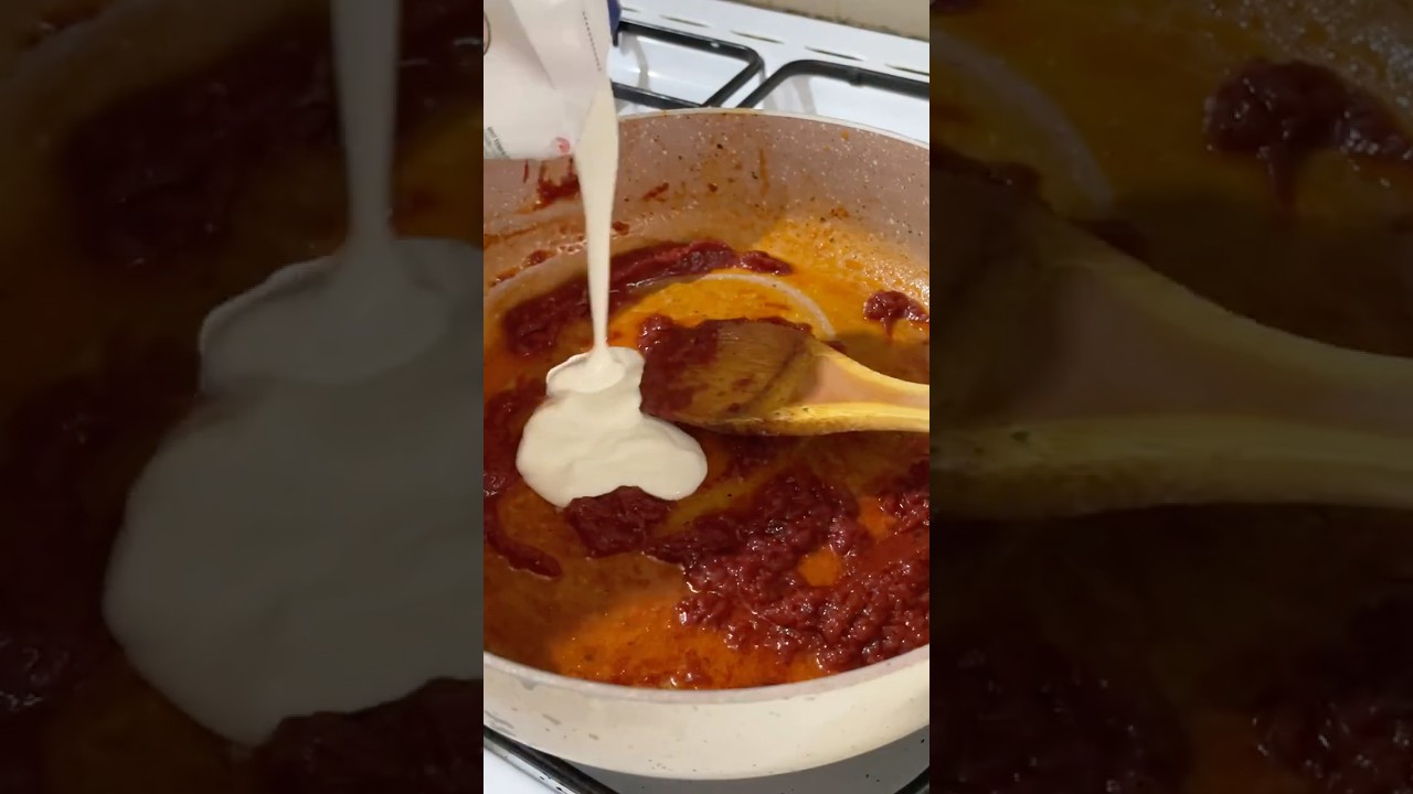 Favori makarna sosu #makarnasosu #kremalımakarna #pastasouce #pastarecipe #makarna Favori makarna sosu #makarnasosu #kremalımakarna #pastasouce #pastarecipe #makarna