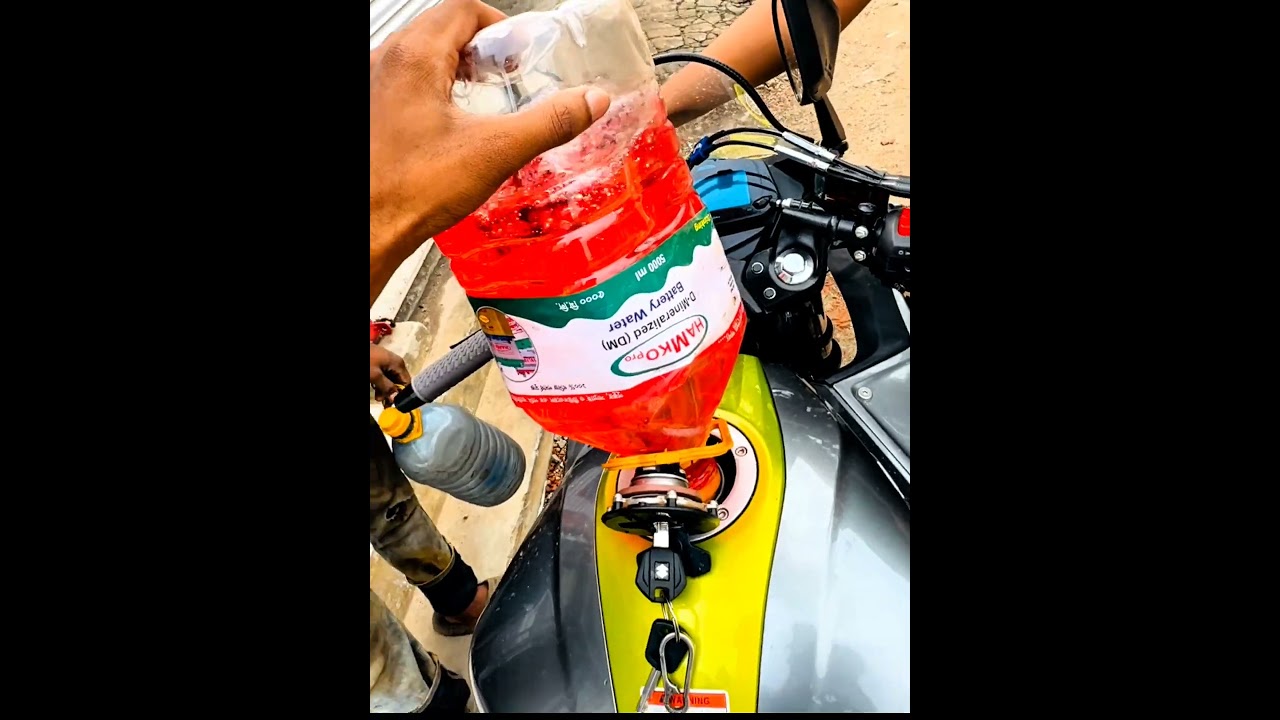 বড় ভাই তো বড়লোক একসঙ্গে এত তেল লোড করলো 😁f23 #smbikers