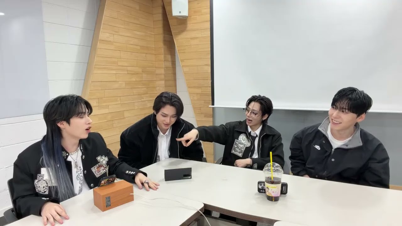 막방 끝🥹💣👍⭐️ | ONEUS YouTube LIVE [SUB] 260201 - YouTube