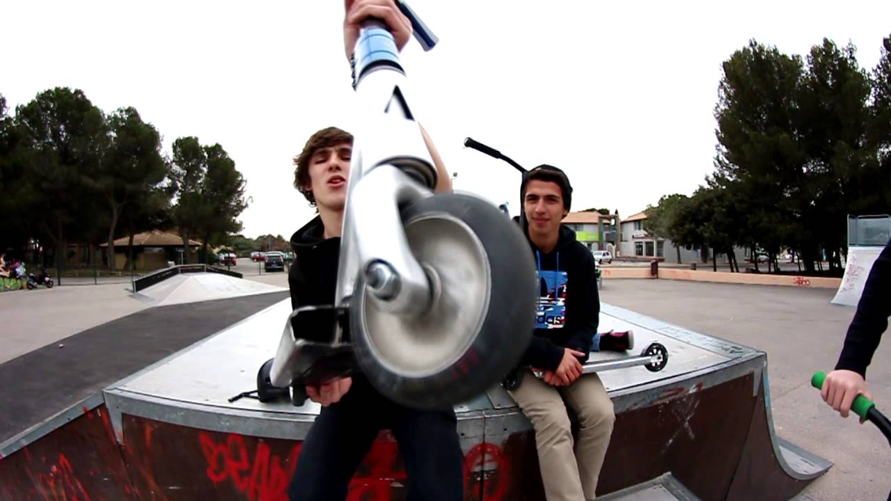 Sandro Immordino & Vincent Corona - Fun Double Scooter Check !