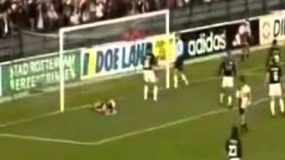 Jon Dahl Misses Fat Feyenoord-Chance
