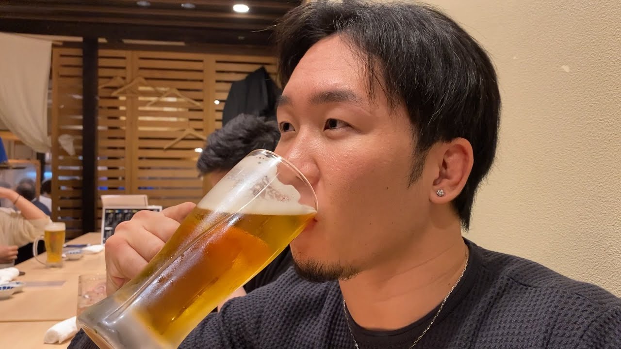 九州の海鮮を食いながら生ビールをやる