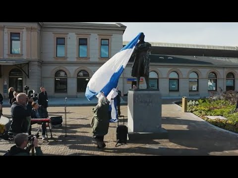 Thorbecke en Portal begroeten bezoekers op stadsentree Stationsplein | ? Ontdek Spoorzone Zwolle!