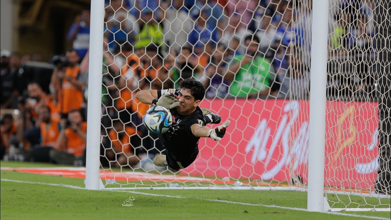 حارس الثلاثية - ياسين بونو - تصديات إعجازية • جنون المعلقين 🔥