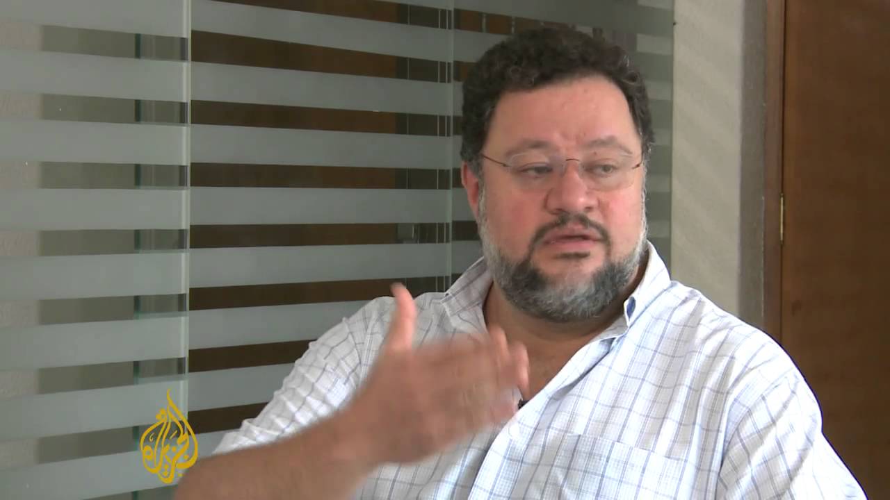 يزعم المكسيكيون أن الشرطة بحاجة إلى أن تخضع للمراقبة.
