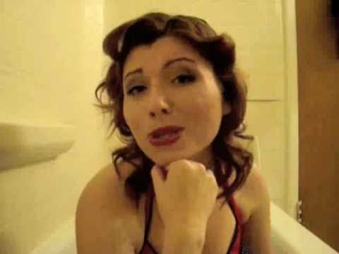 GLEE Audition: In a BATHTUB. Amber Jene (FUNNY!)