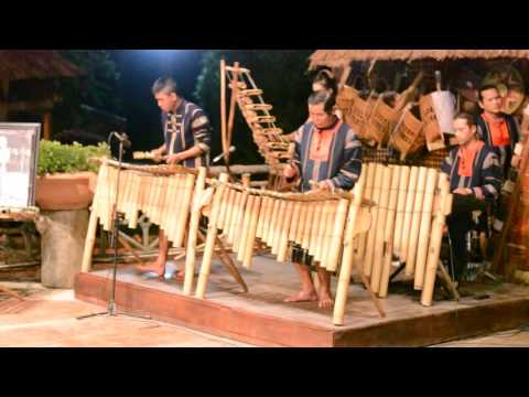 Video Đàn đá - Đồi Mông Mơ - Đà Lạt - youtube