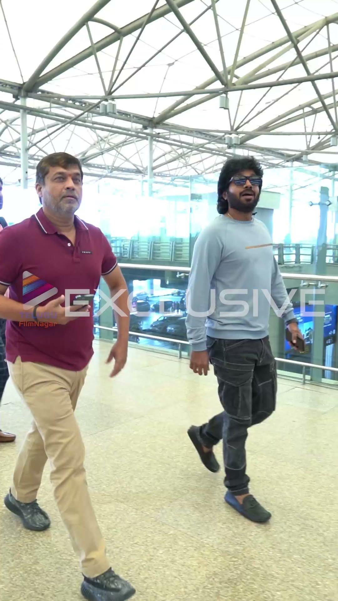 #SankranthikiVasthunam ప్రొమోషన్స్ కోసం కాకినాడ బయలుదేరిన #AnilRavipudi \u0026 #Sirish | #Shorts | TFN