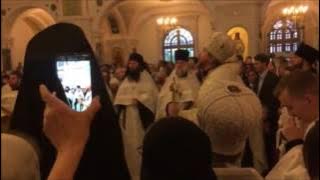 Moving Chanting by the Orthodox Faithful - Newly Built Cathedral of New-Martyrs