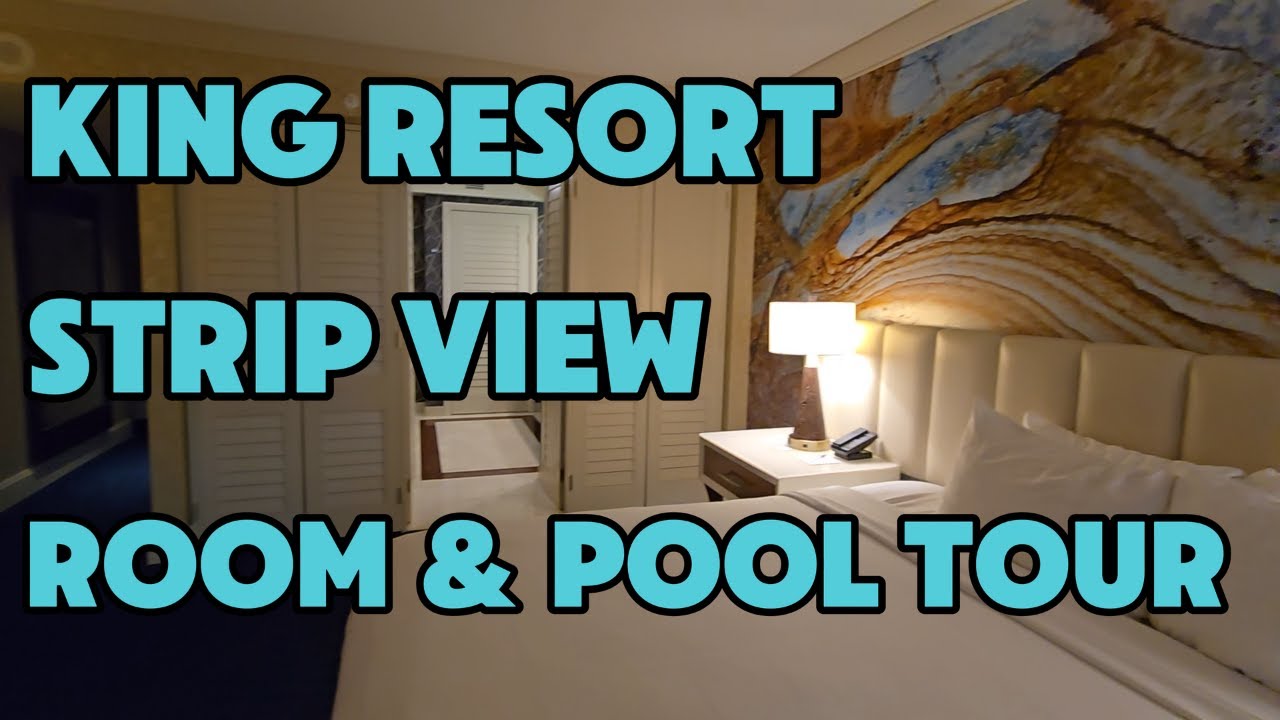 🌴Mandalay Bay Resort King Strip view Room & Pool Tour😎Fabulous Las Vegas - MGM Property on the Strip