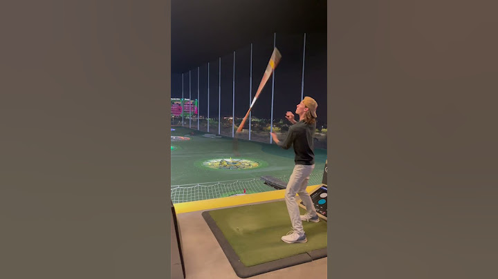 Cant believe they let me in with my hockey stick🔥🏒