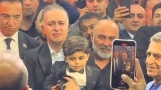 Hüseyn Məhəmmədoğlu Oğlunun toyunda kövrəldi.Videolar