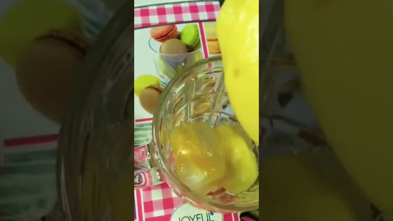 mango shake with vanilla ice cream