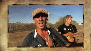 Manu Chao - CLANDESTINO in ARIZONA! Resimi