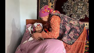 картинка: 40 жылдан бери кайненеге кызмат кылган келин Буайша Паизова