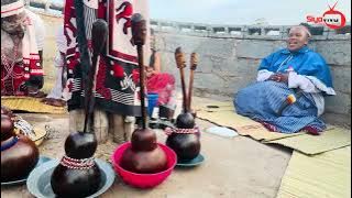 DR MAKHOSI MNGOMA EPHAHLA IBHUDLU LOMNDAWO EMPHANDWENI