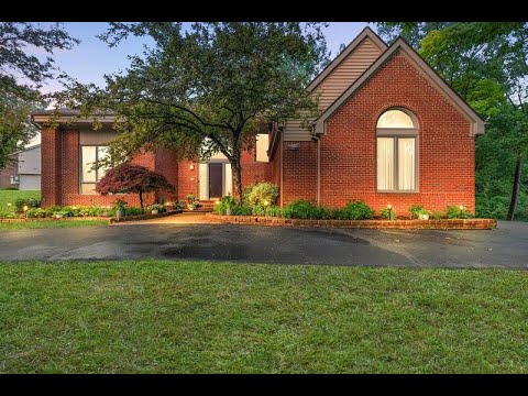 2295 Shore Hill Drive, West Bloomfield, MI home video tour