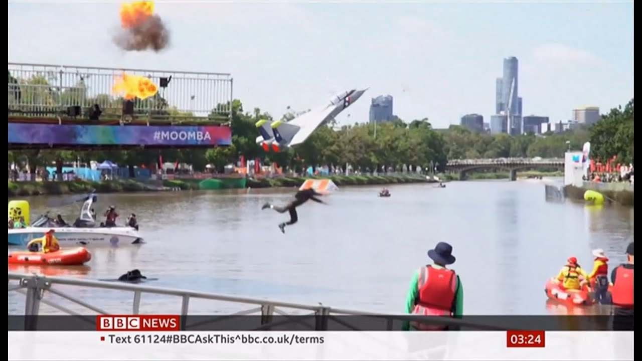 Annual Birdman Rally in Melbourne (fun story) (Australia) BBC News