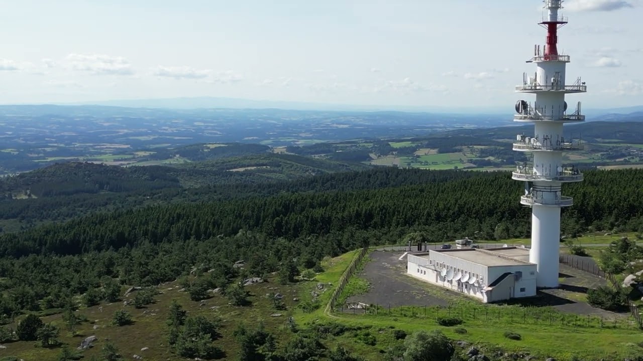 Le Truc de Fortunio ( Lozere ) Juillet 2024. Video 4K par drone.