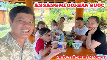 Buổi sáng ở Hàn Quốc rất khó kiếm quán ăn sáng, nhiều dịch vụ tự động khiến Khương Dừa ngớ ngẩn