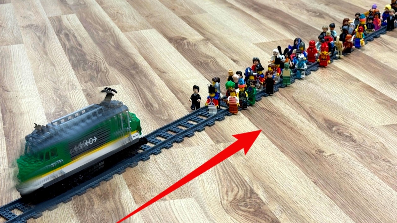 Wie viele Minifiguren halten einen LEGO Zug auf?